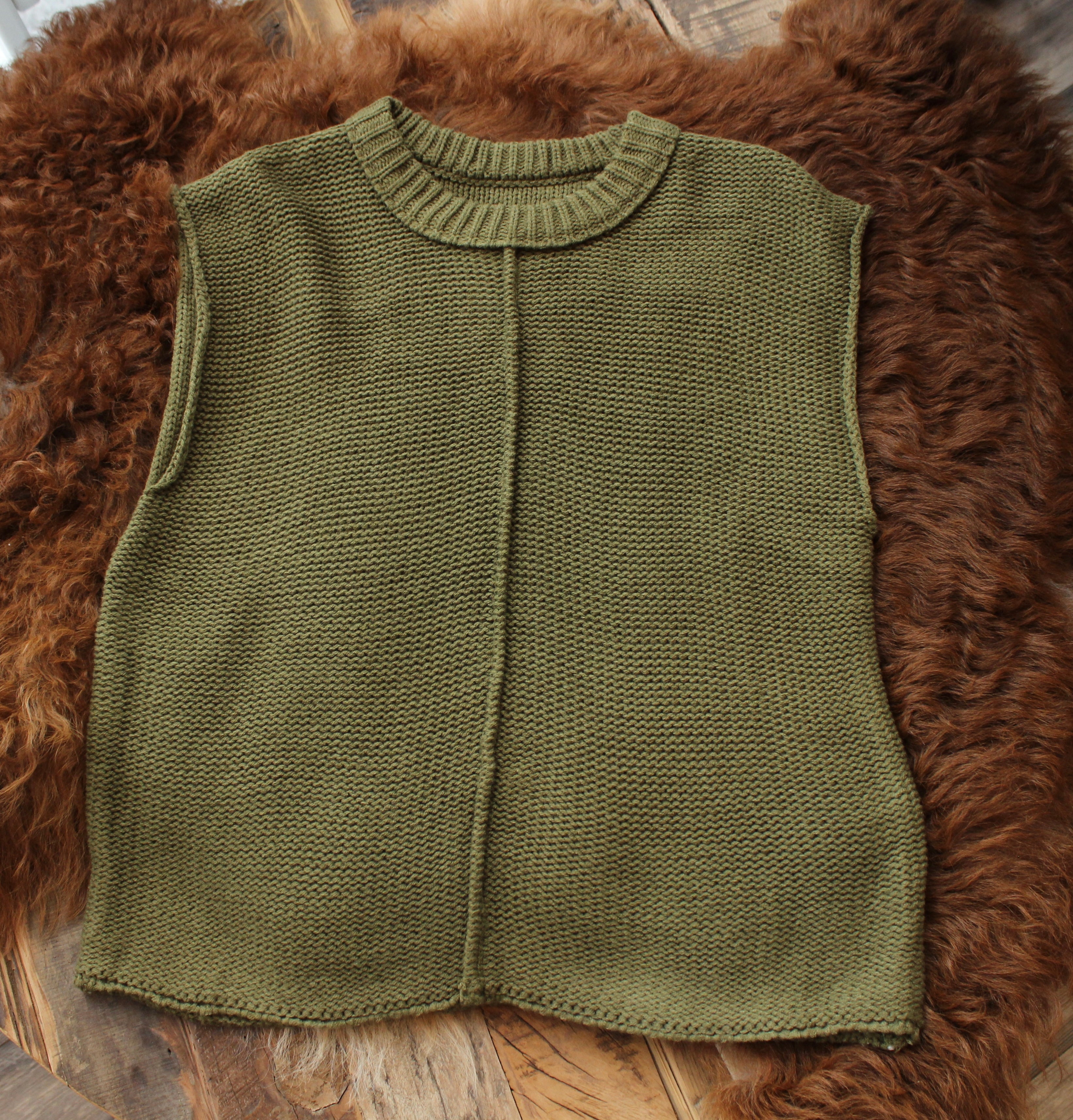 Sleeveless Knit Vest