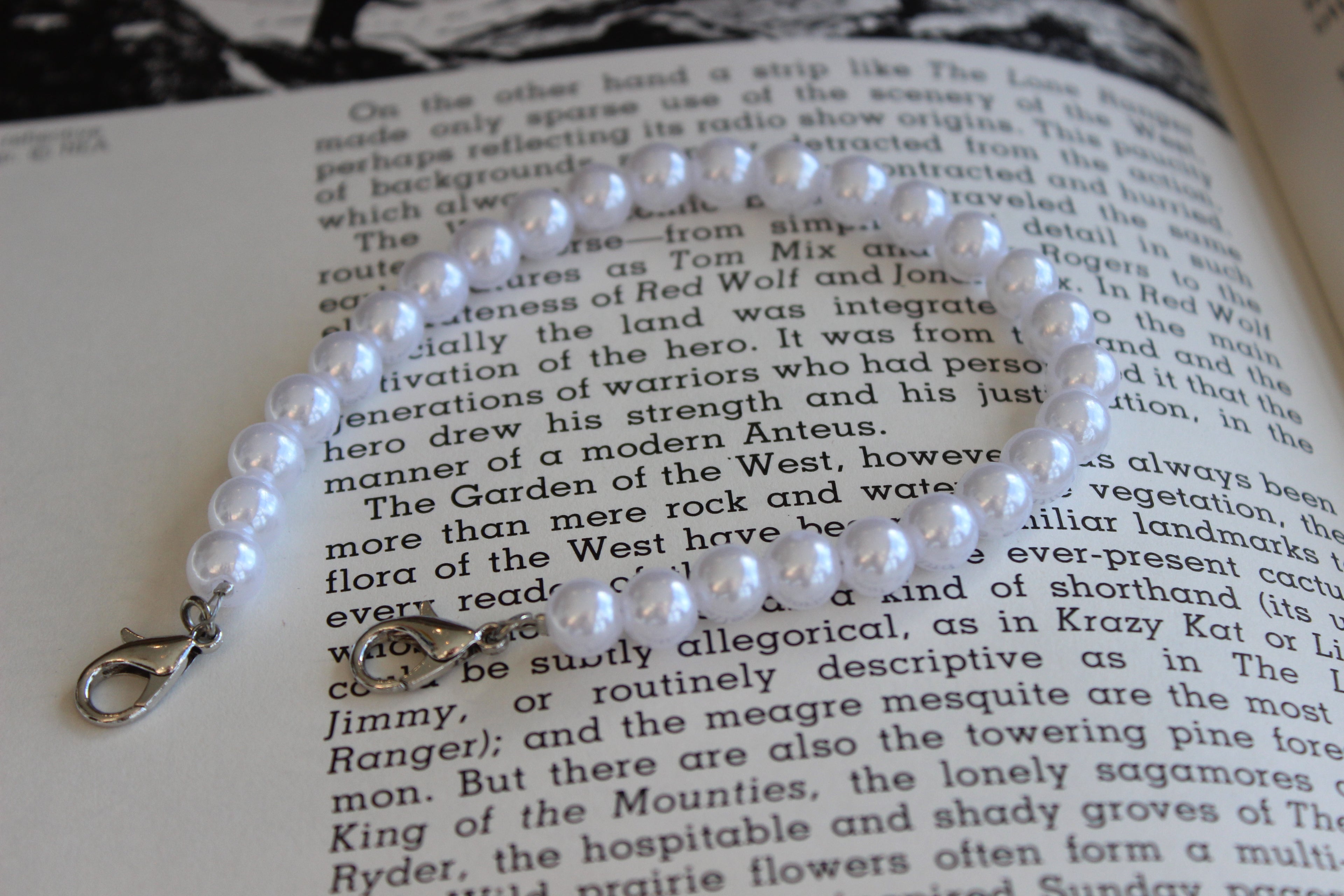 Pearl Trucker Hat Band