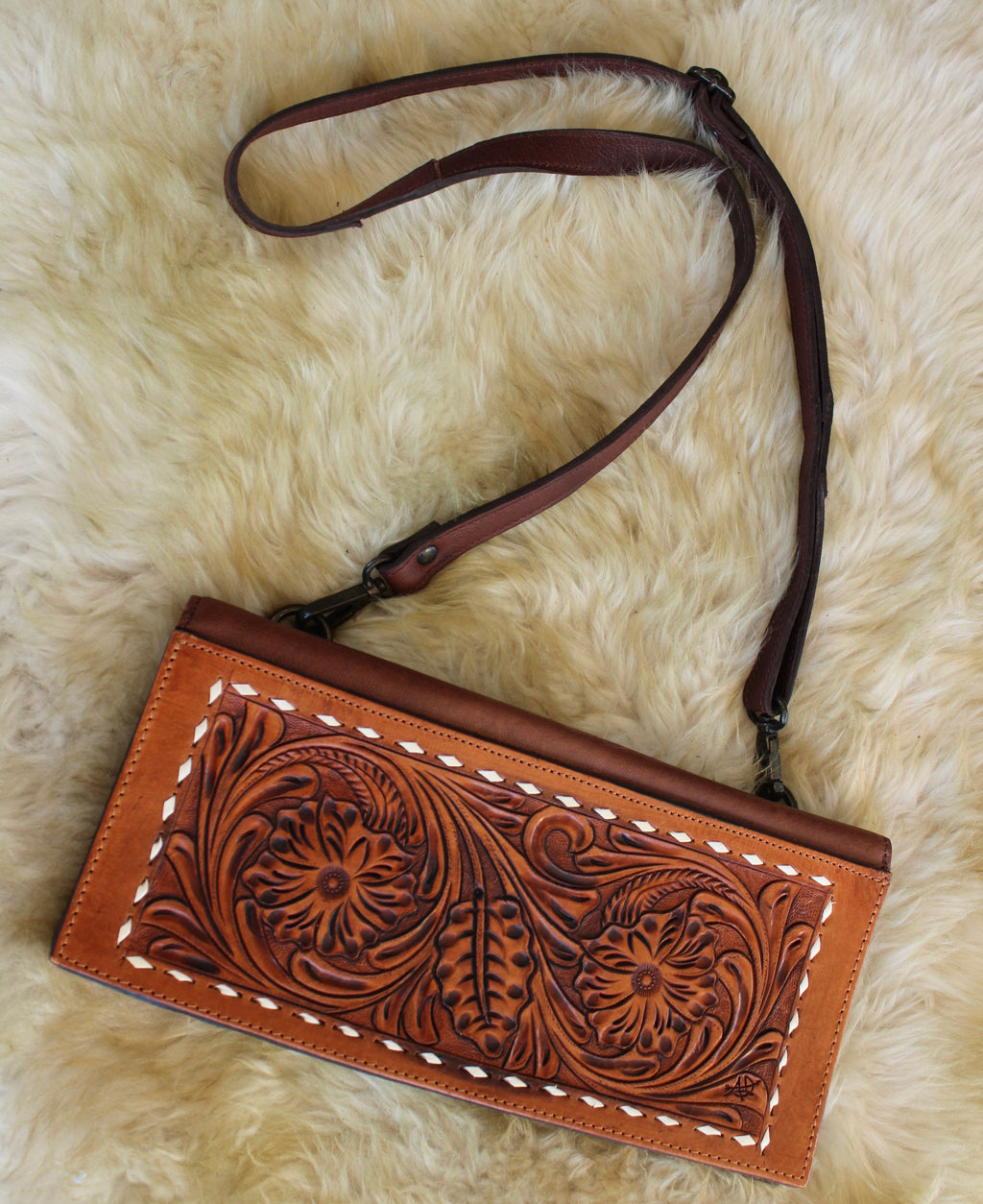 AD Envelope Crossbody
