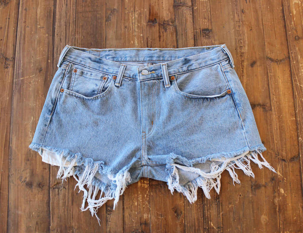 Levi Cut Offs