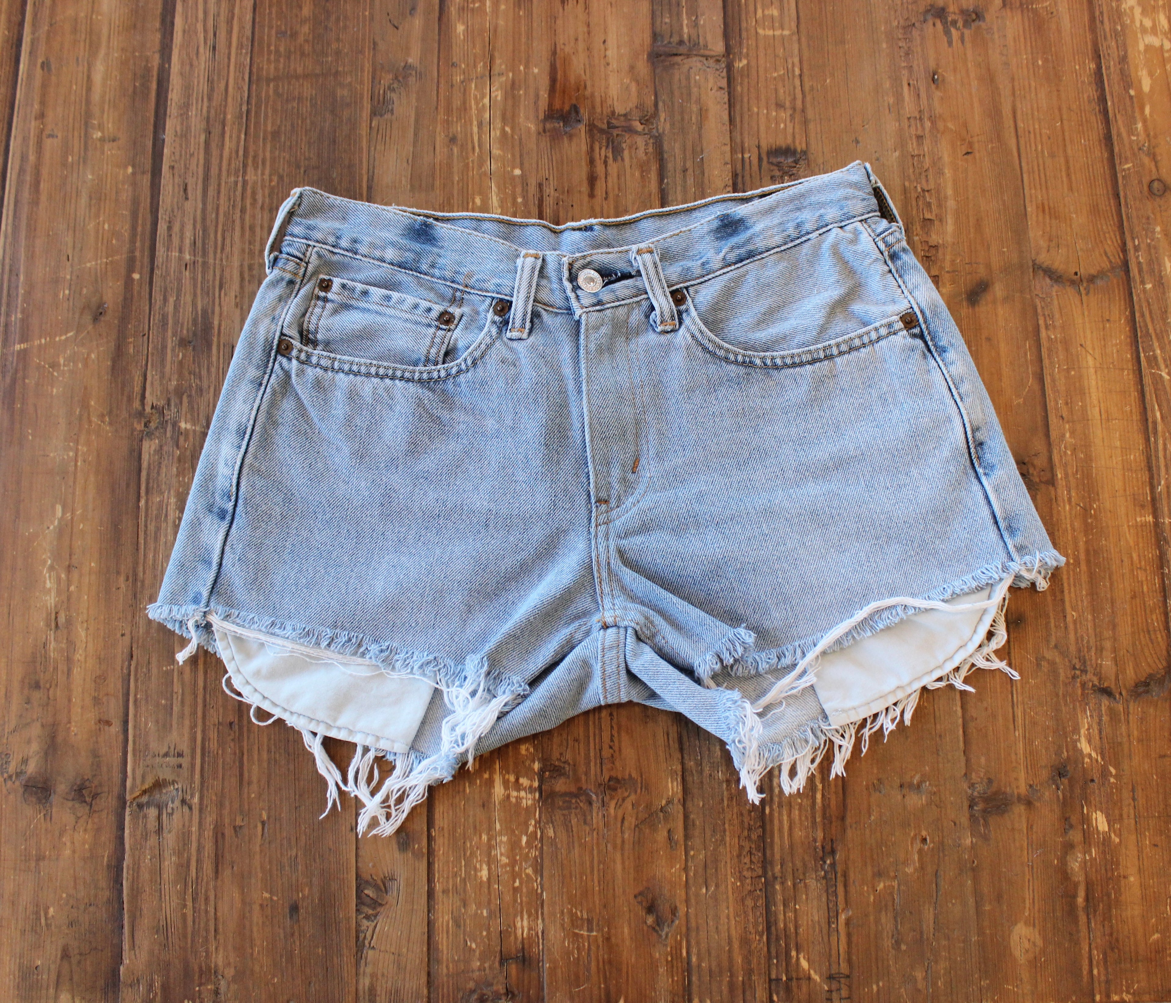 Levi Cut Offs