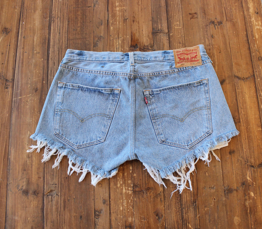 Levi Cut Offs