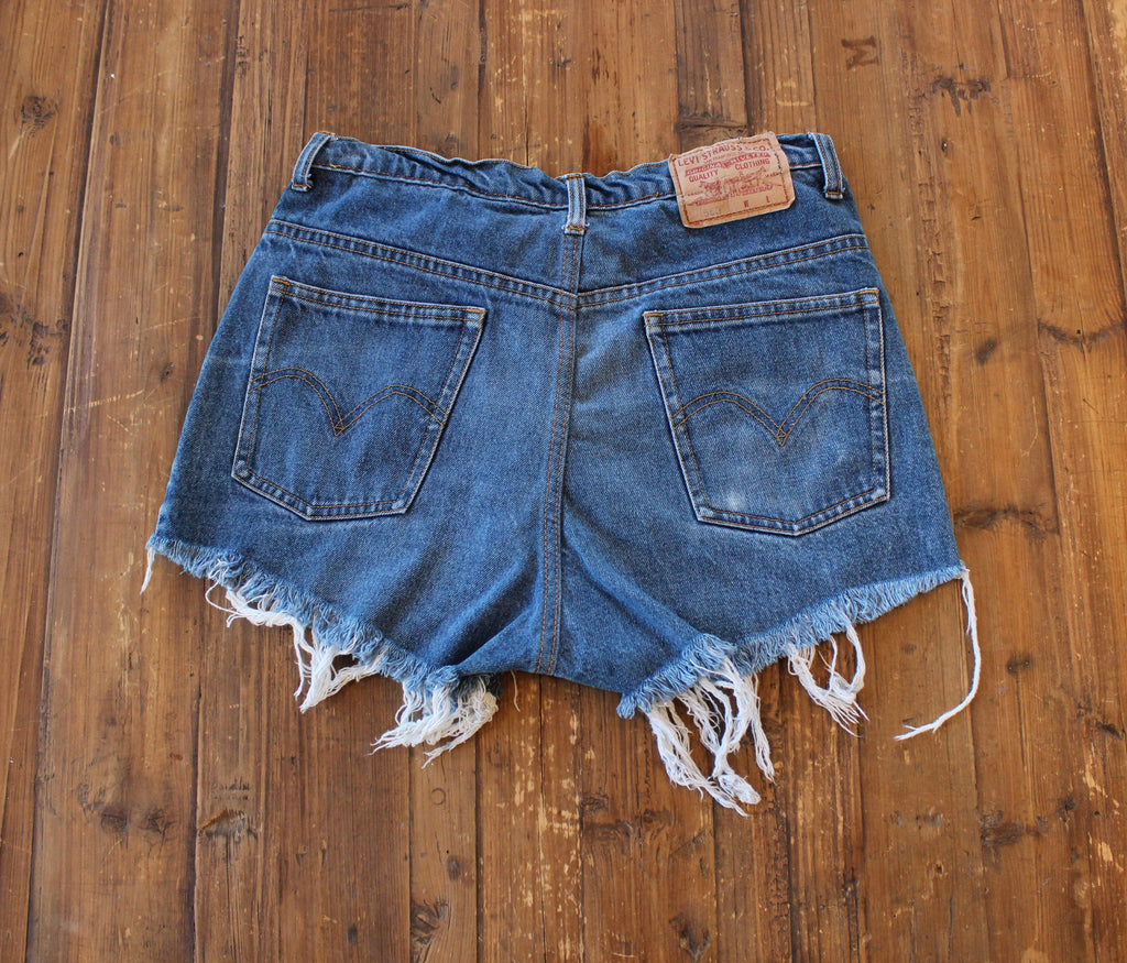 Levi Cut Offs