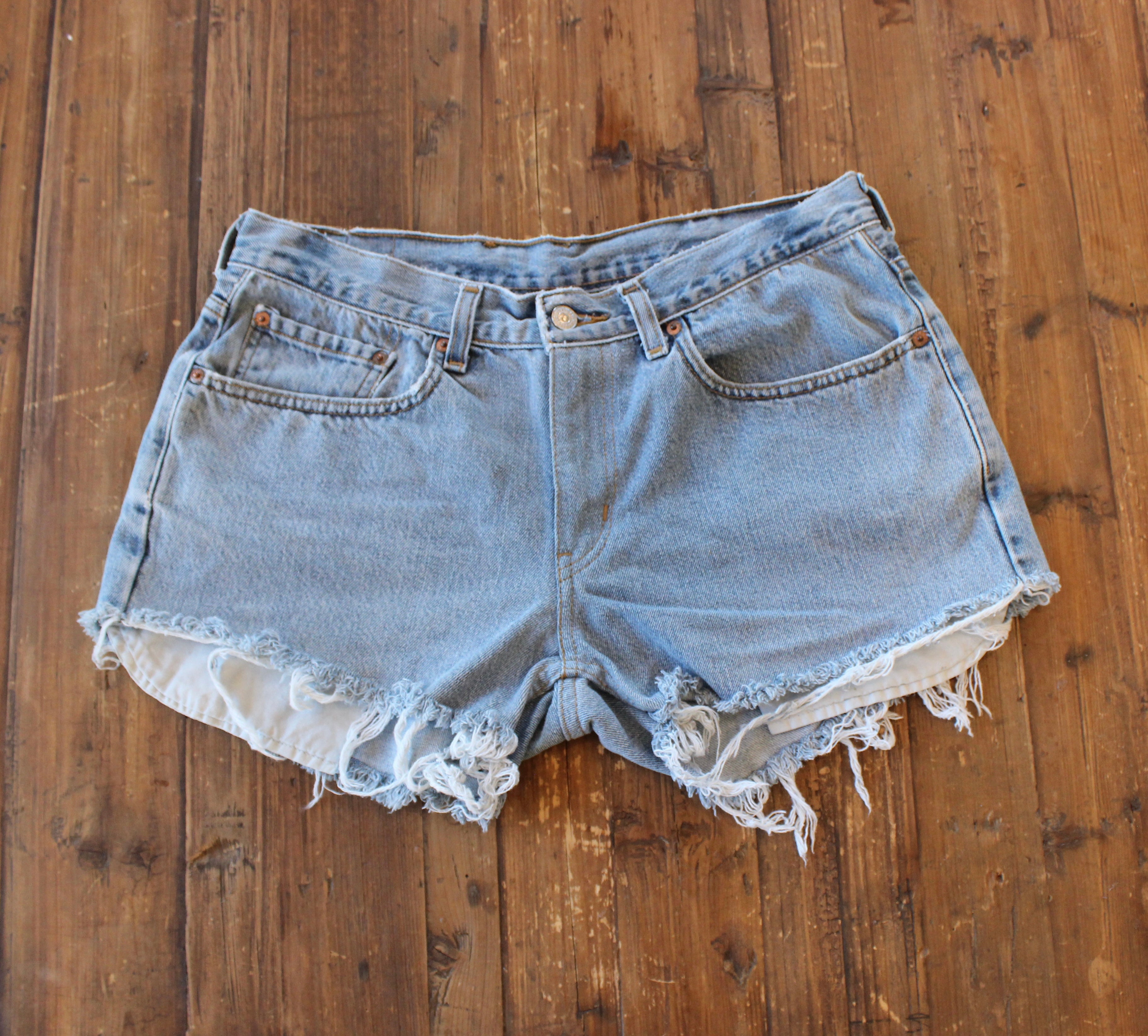 Levi Cut Offs