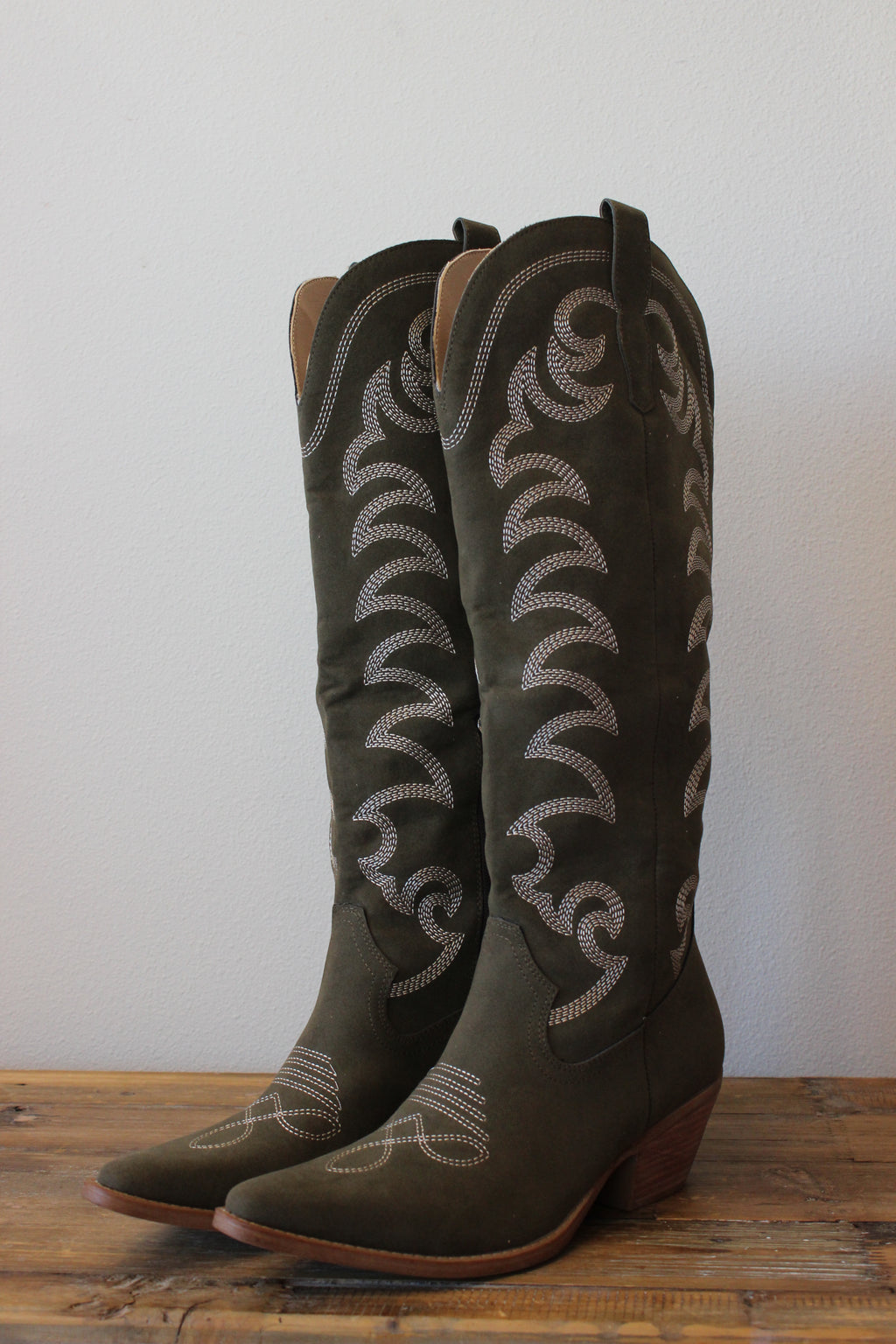 The Western Boot - Olive