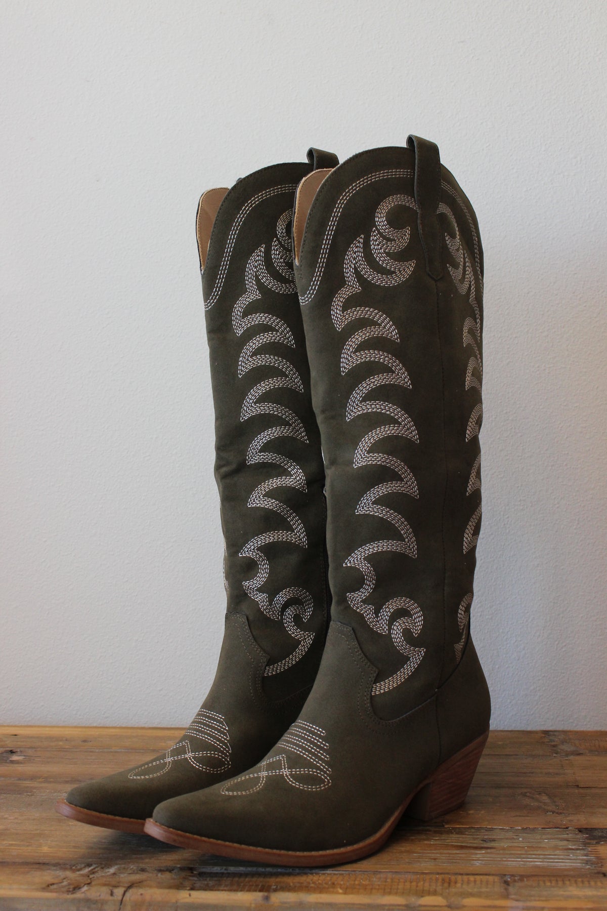 The Western Boot - Olive