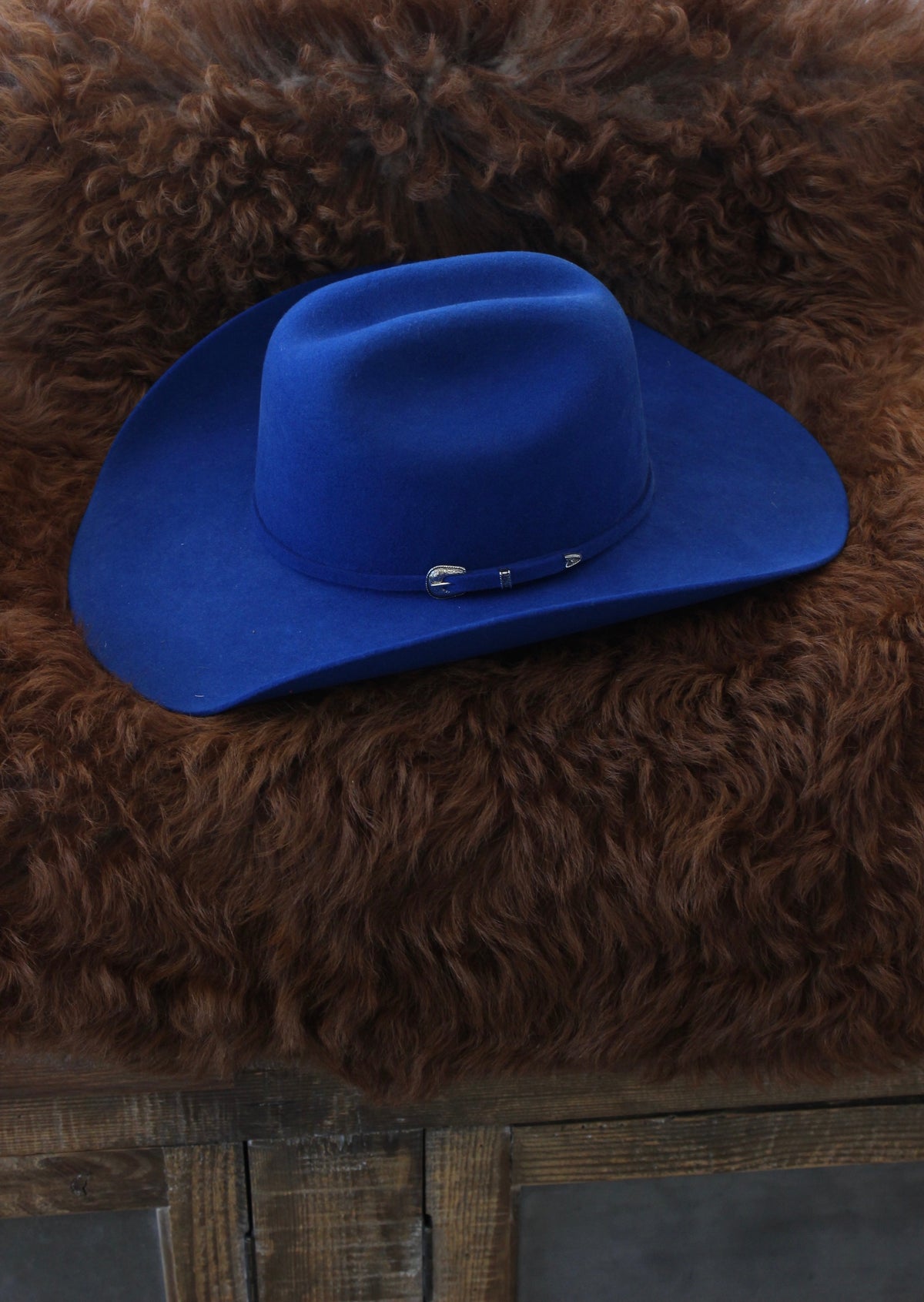 Serratelli Mesa Felt Royal Blue
