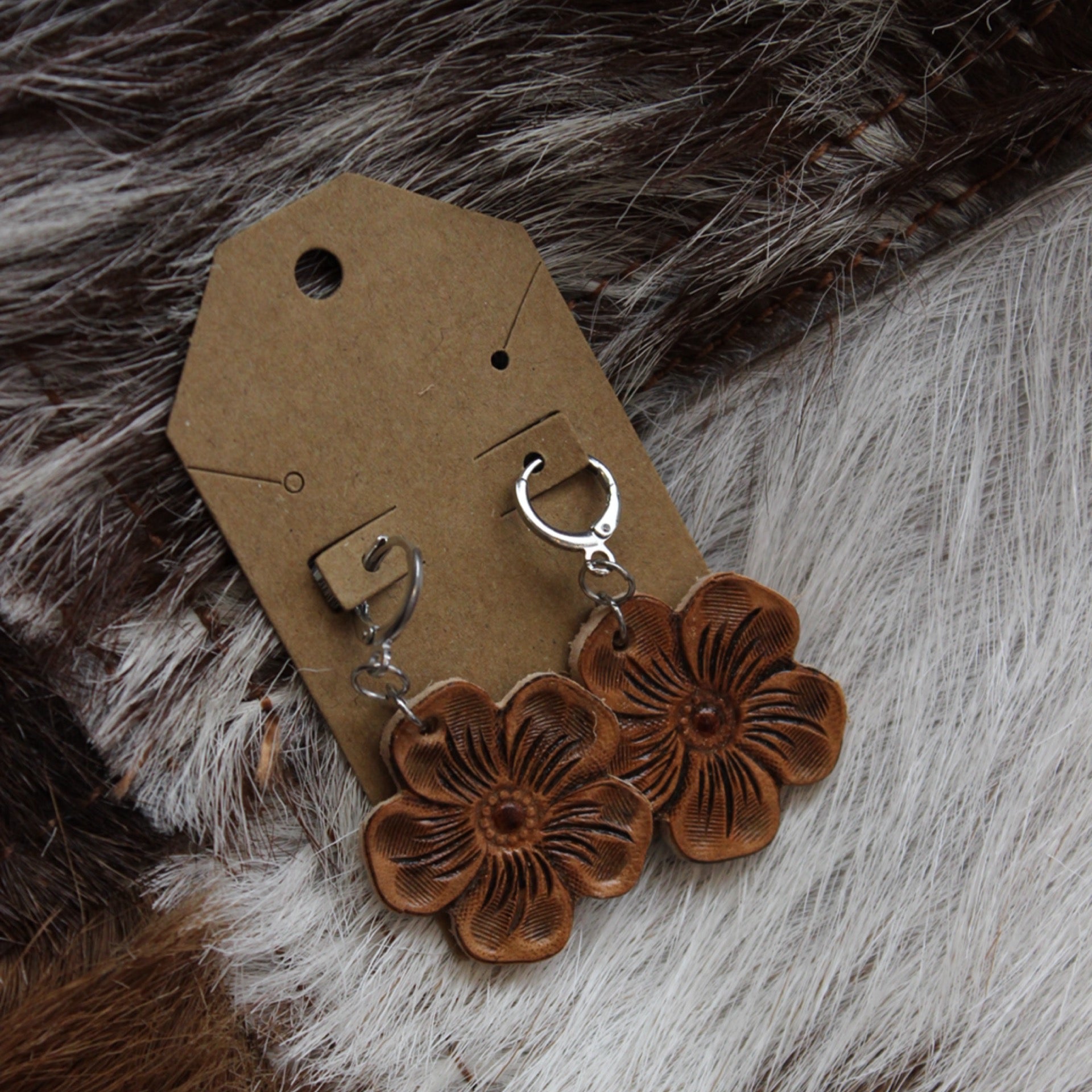 Flower Cut Out Earrings