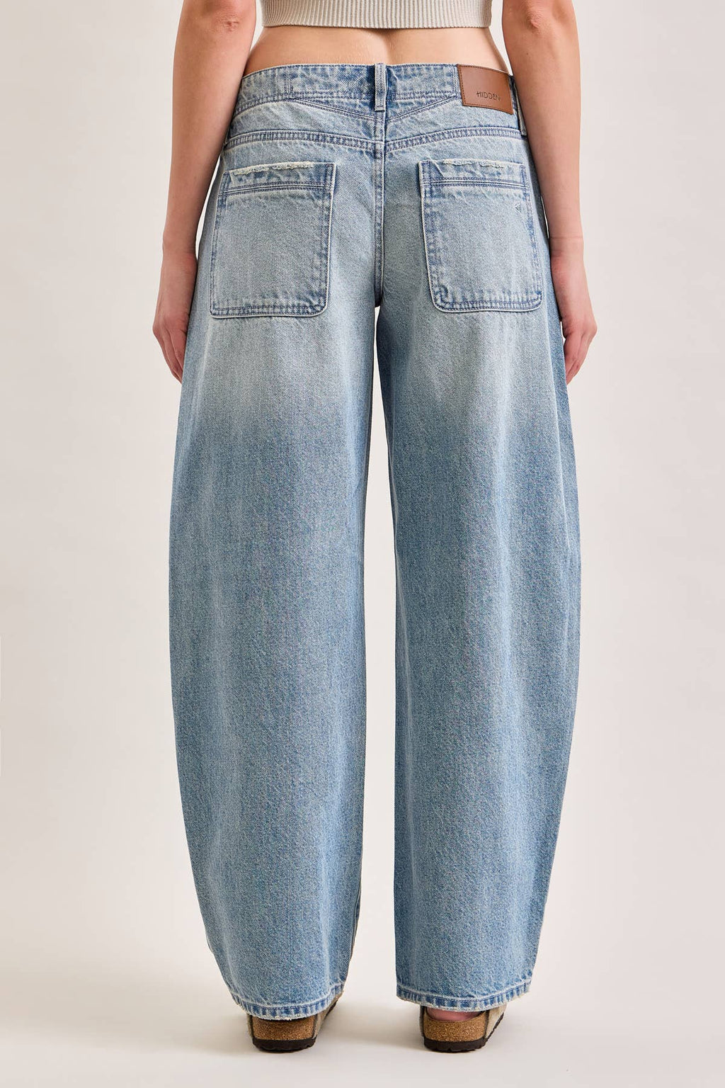 Hidden Barrel Fit Jean